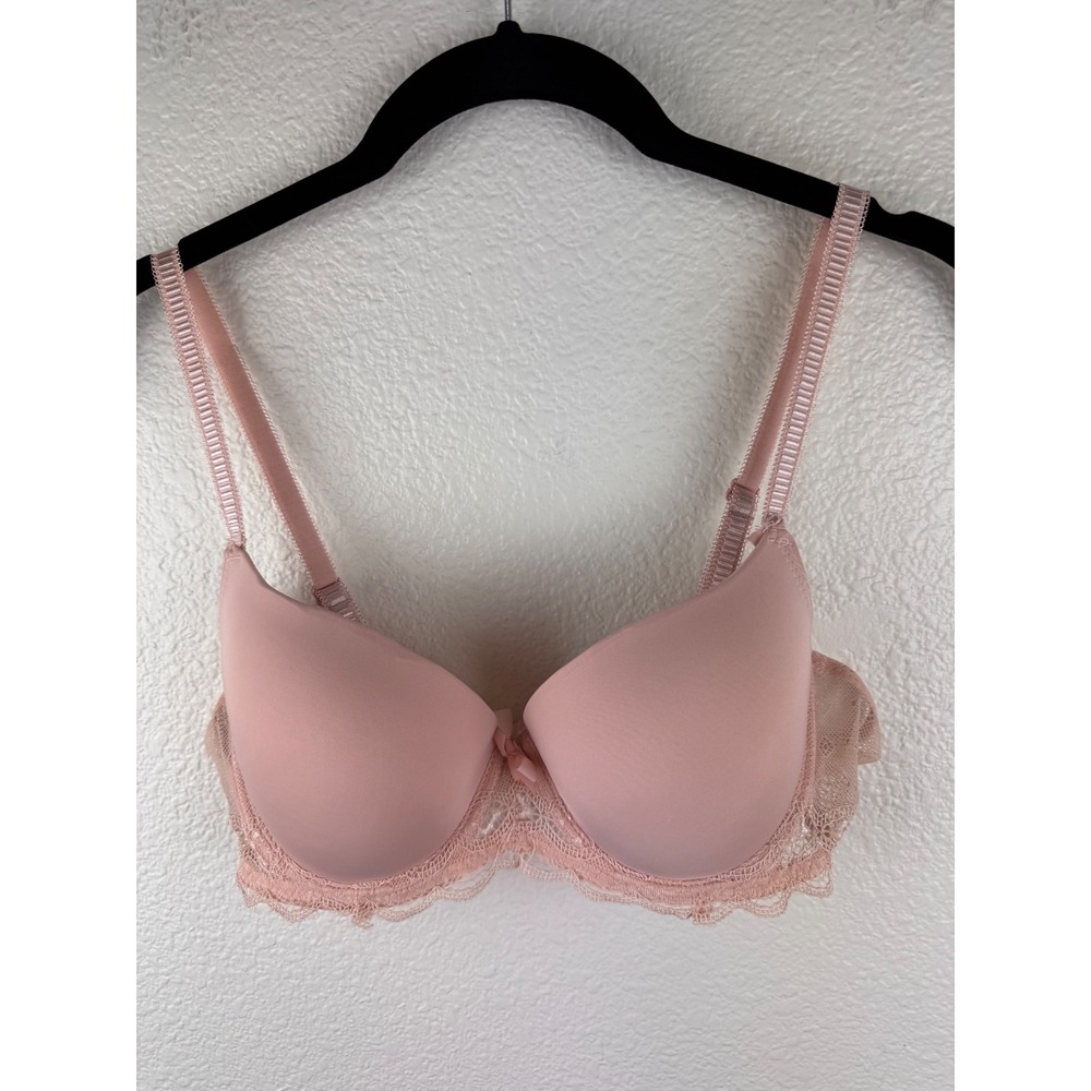 Marilyn Monroe Intimates Pink Lace Trim Underwire Push Up Bra 36E‎